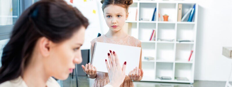 LAVORO E FIGLI: PER LE DONNE SEMPRE PIU’ UNA “MISSION IMPOSSIBLE” LAVORO E FIGLI: PER LE DONNE SEMPRE PIU’ UNA “MISSION IMPOSSIBLE”